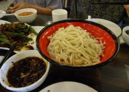 娱乐吃瓜酱吃面条视频下载,一网打尽美食与娱乐的双重享受